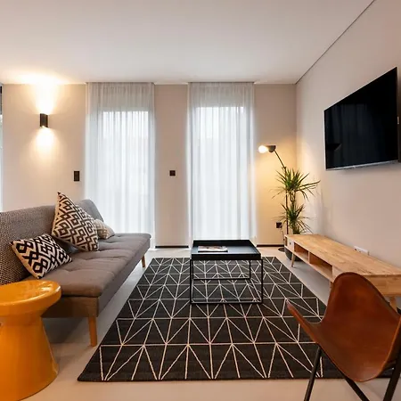 Blau 1911 Bed & Breakfast Porto