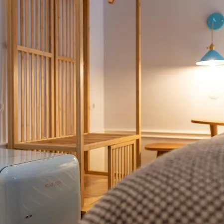 Blau 1911 Bed & Breakfast Porto